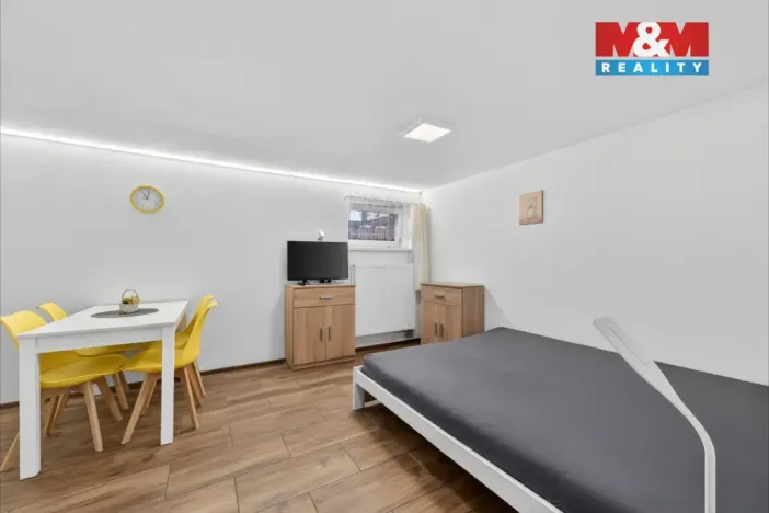 Prodej rodinného domu, Lužnice, 266 m2