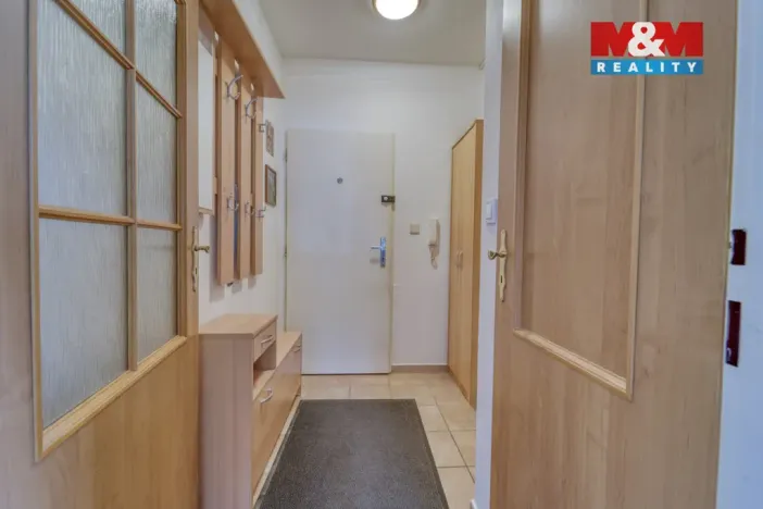 Prodej bytu 2+kk, Rudná, Hořelické náměstí, 43 m2