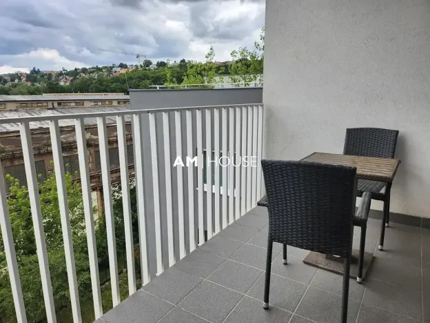 Pronájem bytu 2+kk, Praha - Vysočany, Strnadových, 49 m2