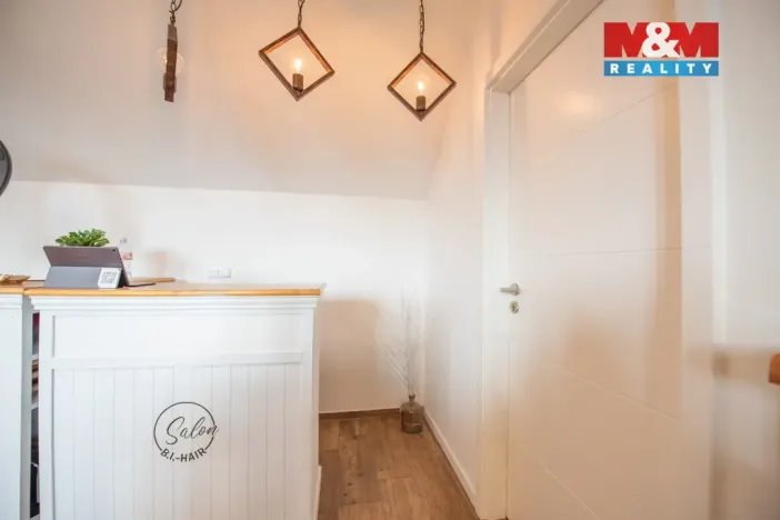 Pronájem obchodního prostoru, Hradec Králové - Kukleny, Pražská třída, 23 m2