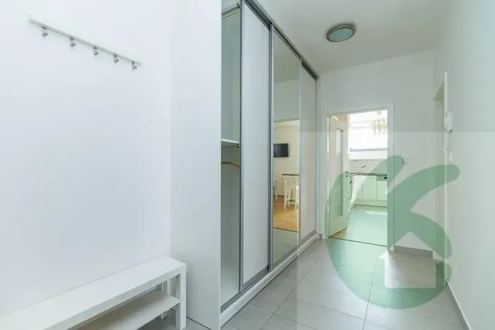 Pronájem bytu 2+kk, Praha - Hrdlořezy, U Smetanky, 48 m2