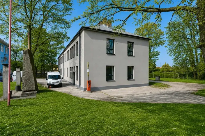Prodej kanceláře, Praha - Letňany, Beranových, 1190 m2
