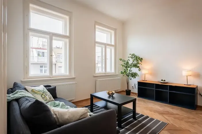 Pronájem bytu 2+kk, Praha - Nové Město, Lípová, 57 m2