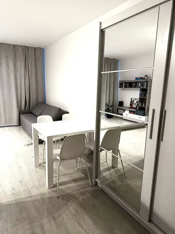Pronájem bytu 1+kk, Praha - Letňany, Škrábkových, 40 m2