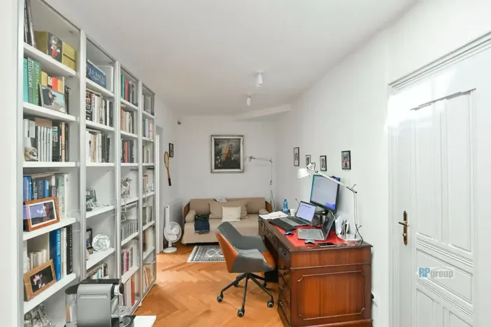 Prodej atypického bytu, Praha - Josefov, Valentinská, 108 m2