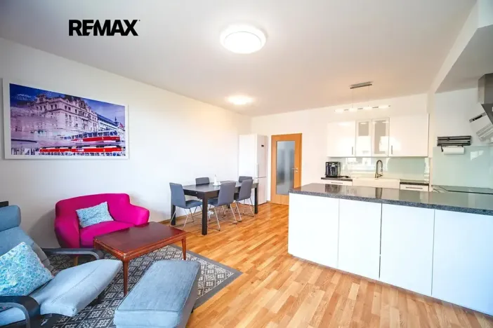 Prodej bytu 4+kk, Praha - Strašnice, Zvěřinova, 92 m2