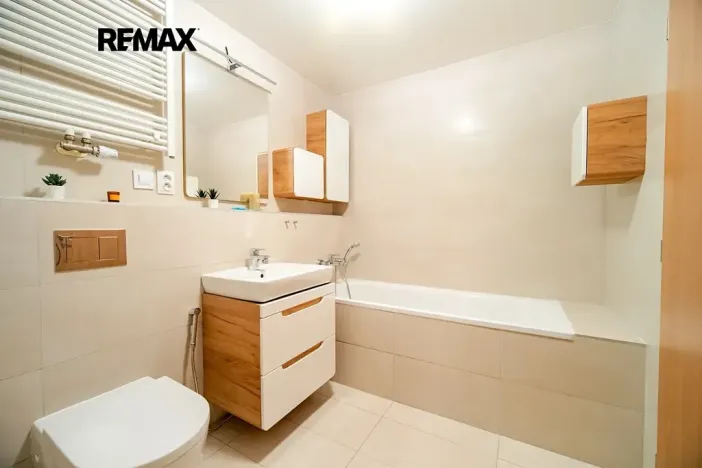 Prodej bytu 4+kk, Praha - Strašnice, Zvěřinova, 92 m2