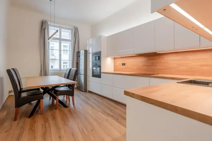 Pronájem bytu 4+1, Praha - Vyšehrad, Vratislavova, 101 m2
