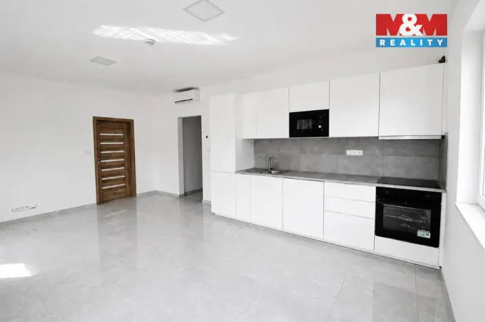 Pronájem bytu 2+kk, Kostelec nad Černými lesy - Kostelec nad Černými Lesy, Osadní, 65 m2