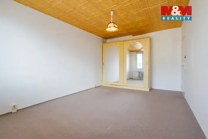 Prodej bytu 2+1, Jindřichův Hradec, sídliště Vajgar, 56 m2