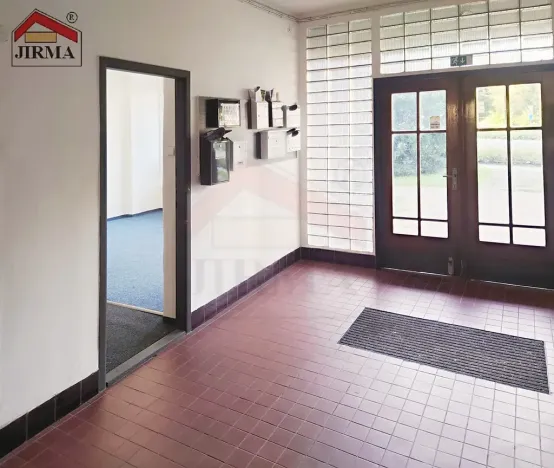 Pronájem kanceláře, Kolín, U Křižovatky, 12 m2
