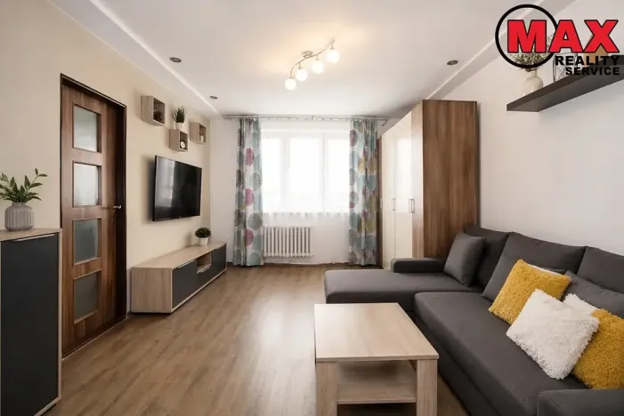 Prodej bytu 2+1, Plzeň, Zábělská, 52 m2