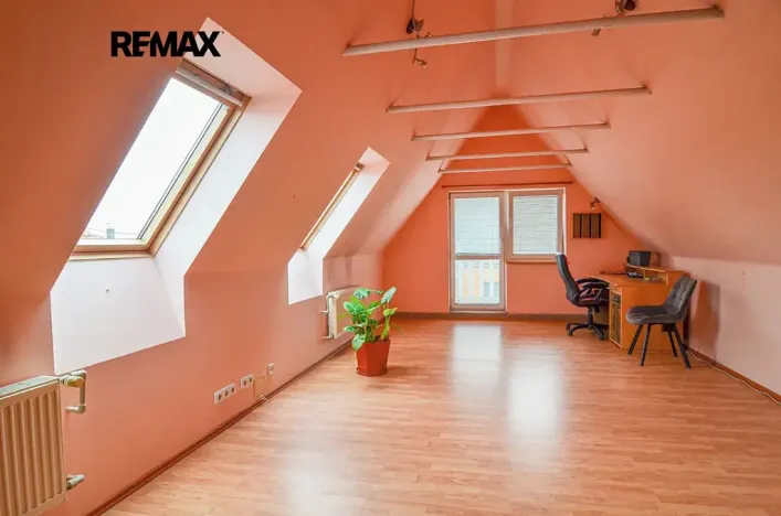 Prodej rodinného domu, Lužice, Lomená, 130 m2