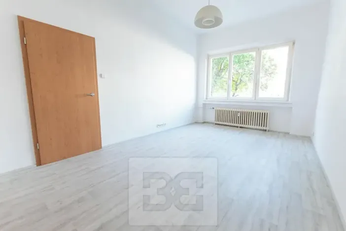 Pronájem bytu 2+kk, Praha - Vršovice, Rybalkova, 47 m2