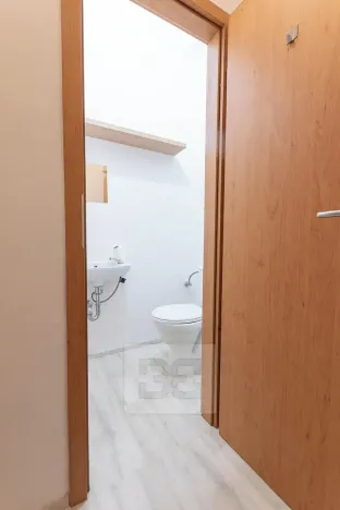 Pronájem bytu 2+kk, Praha - Vršovice, Rybalkova, 47 m2