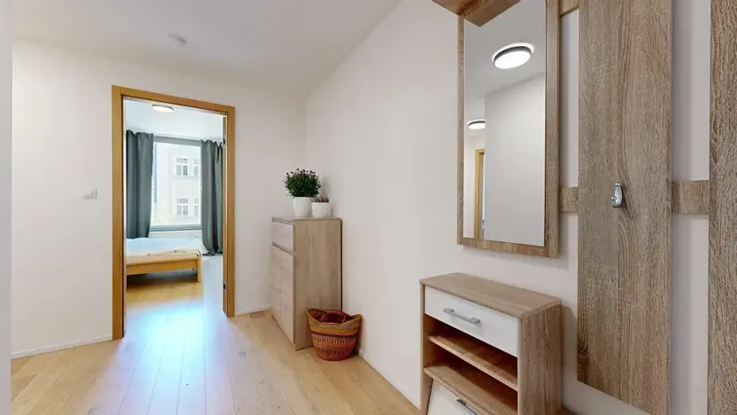 Pronájem bytu 2+kk, Praha - Smíchov, Nádražní, 52 m2