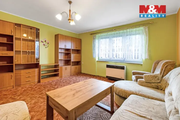 Prodej bytu 3+1, Králův Dvůr, Pod Hájem, 63 m2