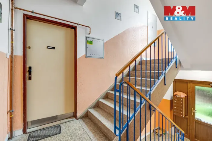Prodej bytu 3+1, Králův Dvůr, Pod Hájem, 63 m2