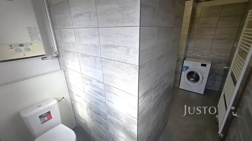 Pronájem bytu 3+1, Písek, Václavské nám., 66 m2