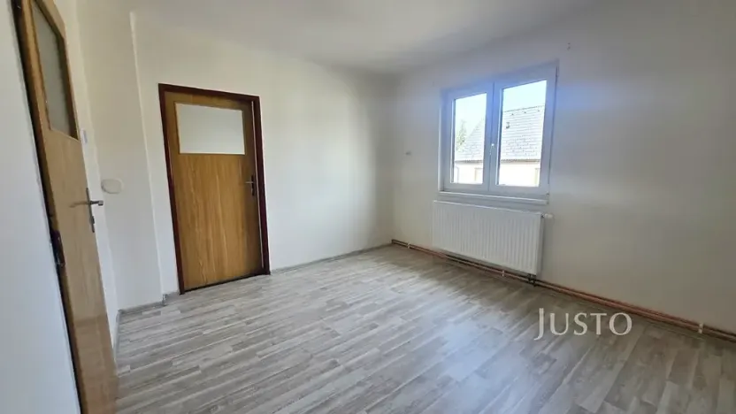 Pronájem bytu 3+1, Písek, Václavské nám., 66 m2