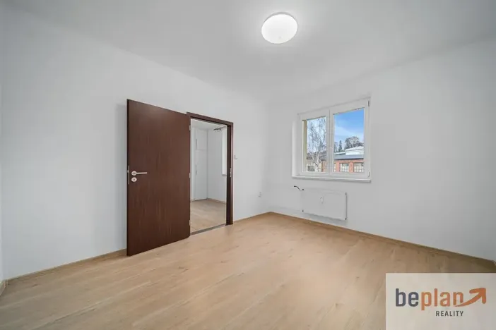 Pronájem bytu 3+1, Hořice, Riegrova, 62 m2