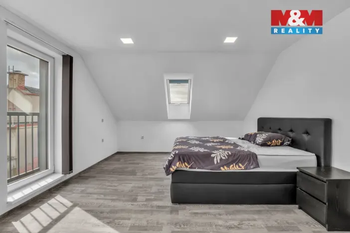 Prodej rodinného domu, Podhradí - Čejkovice, 225 m2