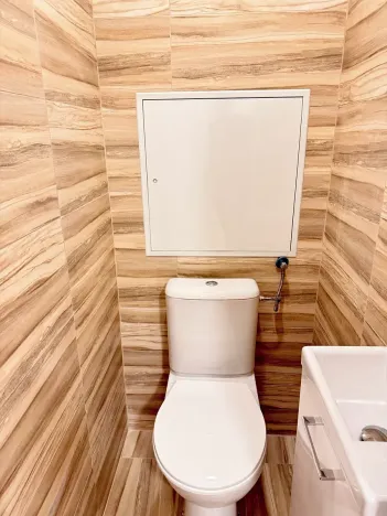 Pronájem bytu 3+1, Praha - Troja, Svídnická, 70 m2