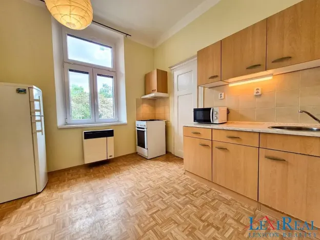 Pronájem bytu 1+1, Praha - Podolí, Podolská, 36 m2