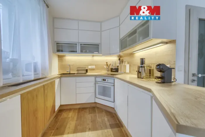 Prodej bytu 2+kk, Sušice - Sušice III, Hájkova, 59 m2
