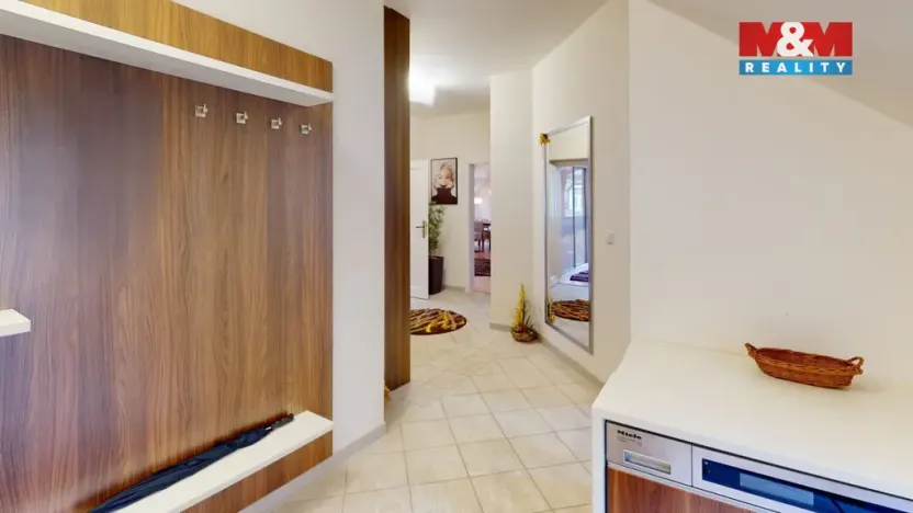 Prodej bytu 3+kk, Karlovy Vary, Moravská, 111 m2
