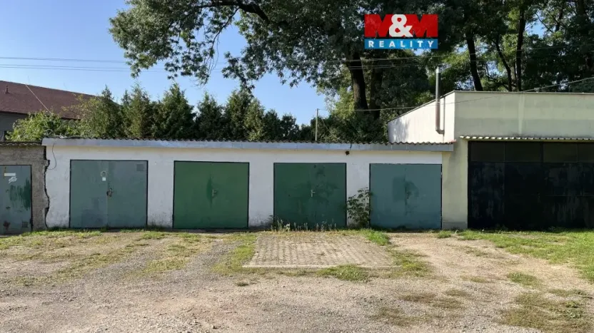 Pronájem garáže, Neděliště, Josefa Košťála, 19 m2