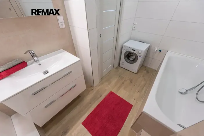Pronájem bytu 3+1, Praha - Žižkov, Křivá, 73 m2