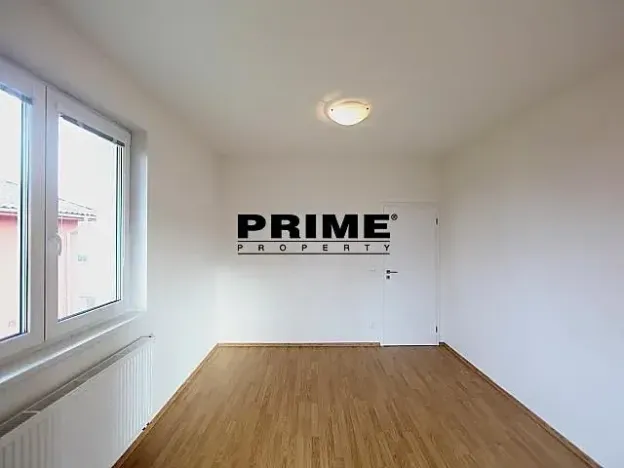 Pronájem rodinného domu, Praha, Ke smrčině, 270 m2