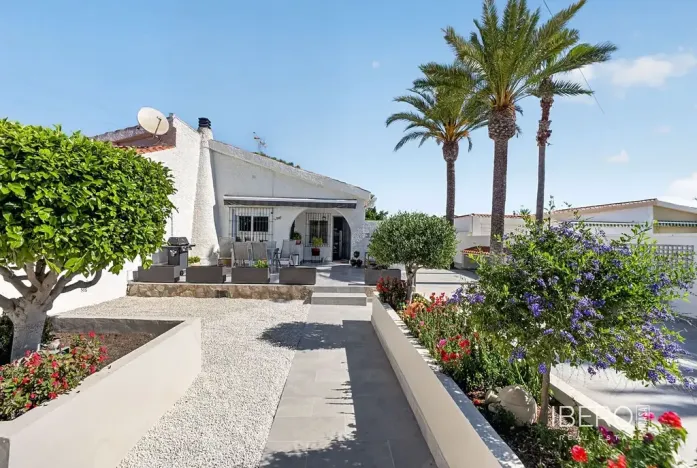 Prodej rodinného domu, Torrevieja, Španělsko, 76 m2