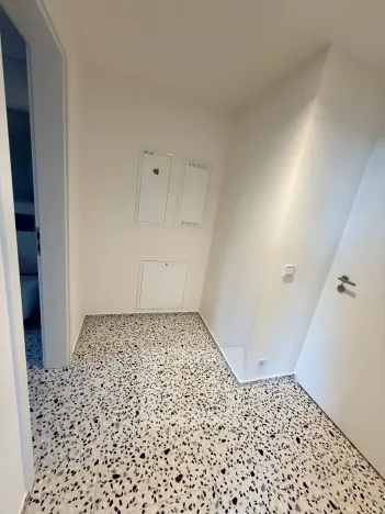 Pronájem bytu 1+kk, Praha - Radlice, U Komína, 37 m2