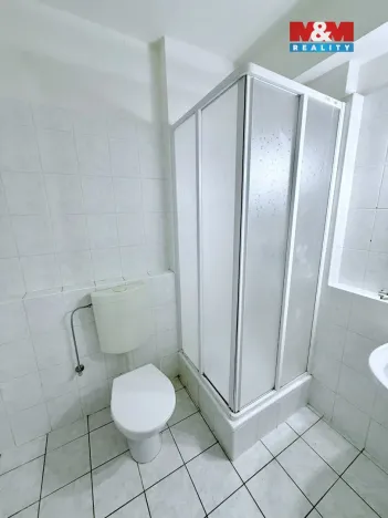 Prodej bytu 2+kk, Praha - Hlubočepy, Trnkovo náměstí, 45 m2