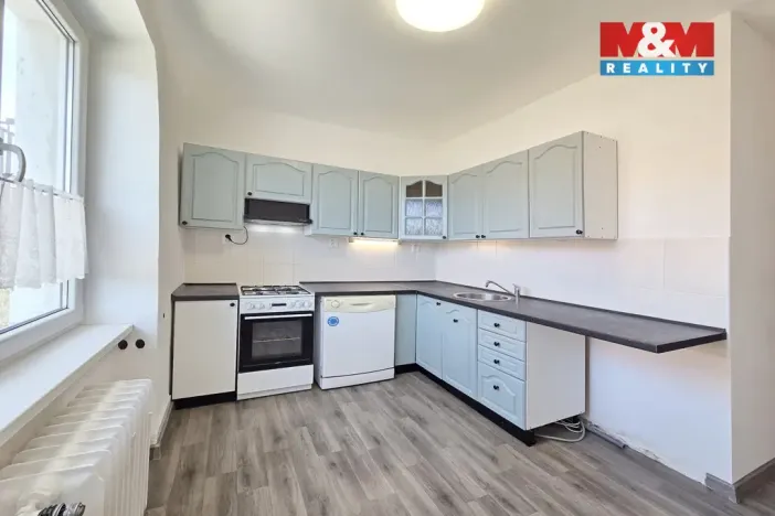Pronájem bytu 2+1, Sokolov, Sokolovská, 52 m2