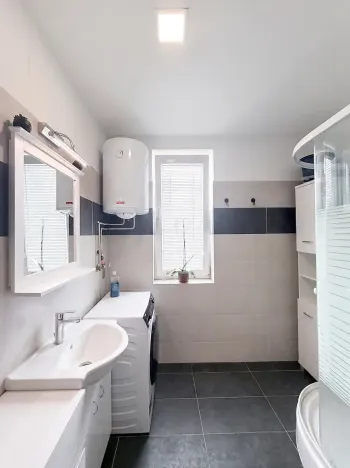 Prodej bytu 2+kk, Ostrava, Šenovská, 44 m2