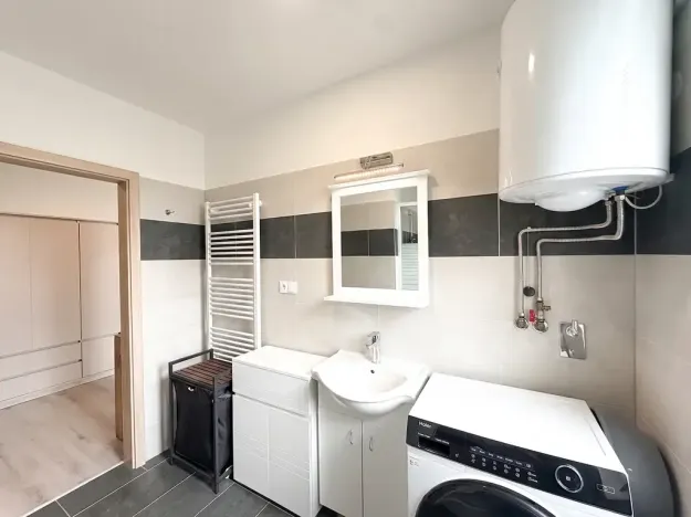 Prodej bytu 2+kk, Ostrava, Šenovská, 44 m2