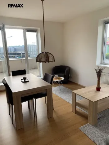 Pronájem bytu 1+kk, Kladno, Jaroslava Holečka, 34 m2