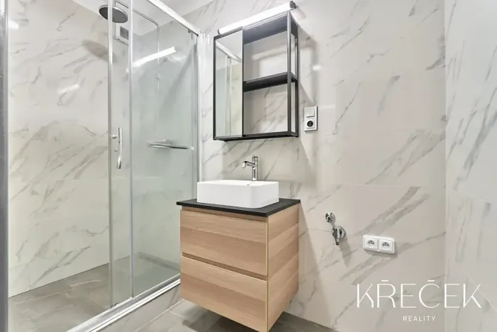 Pronájem bytu 2+kk, Třebíč, Demlova, 52 m2