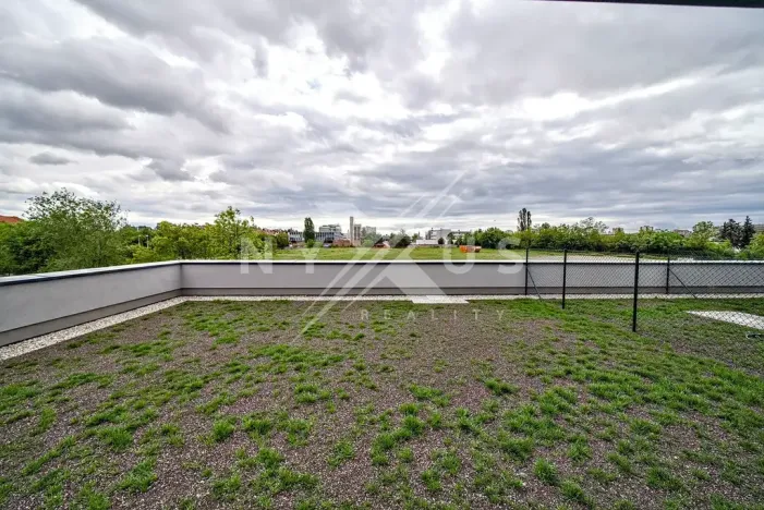 Pronájem bytu 2+kk, Praha - Strašnice, Strančická, 49 m2