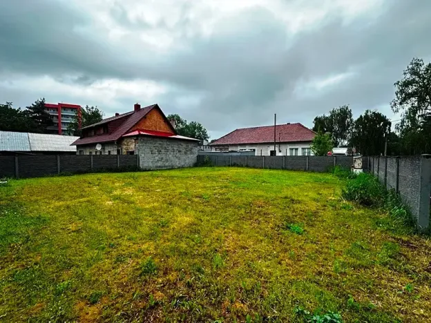 Prodej komerčního pozemku, Kunín, 338 m2