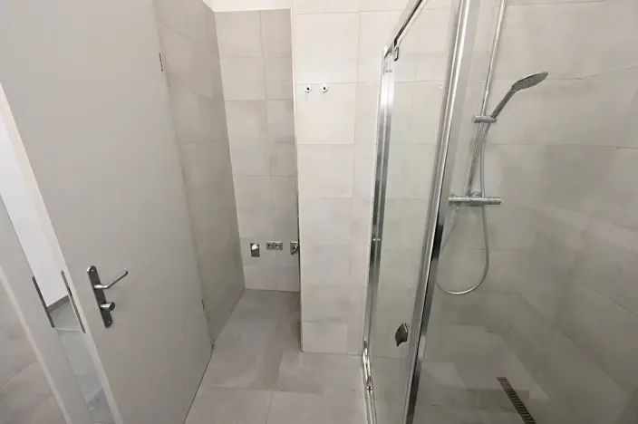 Pronájem bytu 1+kk, Praha - Vinohrady, Vinohradská, 41 m2