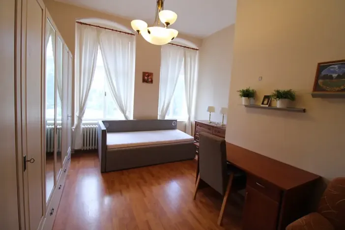 Pronájem bytu 2+1, Karlovy Vary, I. P. Pavlova, 54 m2