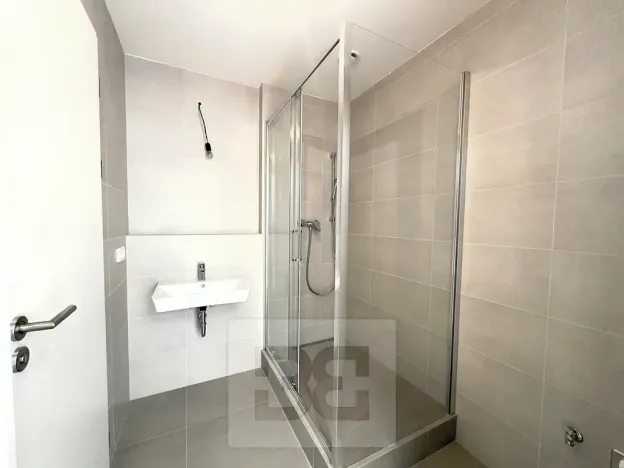 Pronájem bytu 2+kk, Praha - Holešovice, V háji, 58 m2