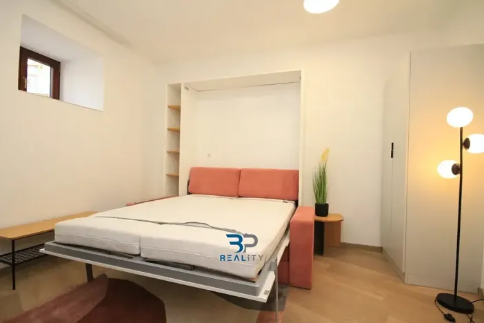 Prodej apartmánu, Praha - Žižkov, Milíčova, 33 m2