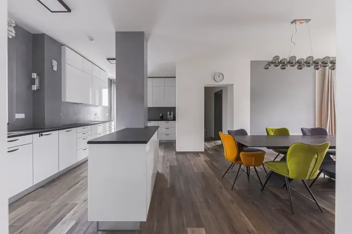 Prodej rodinného domu, Praha - Dolní Měcholupy, Na návsi, 392 m2