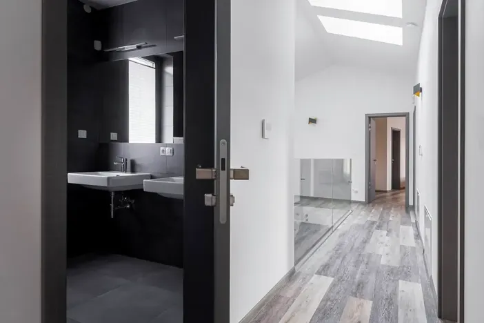 Prodej rodinného domu, Praha - Dolní Měcholupy, Na návsi, 392 m2