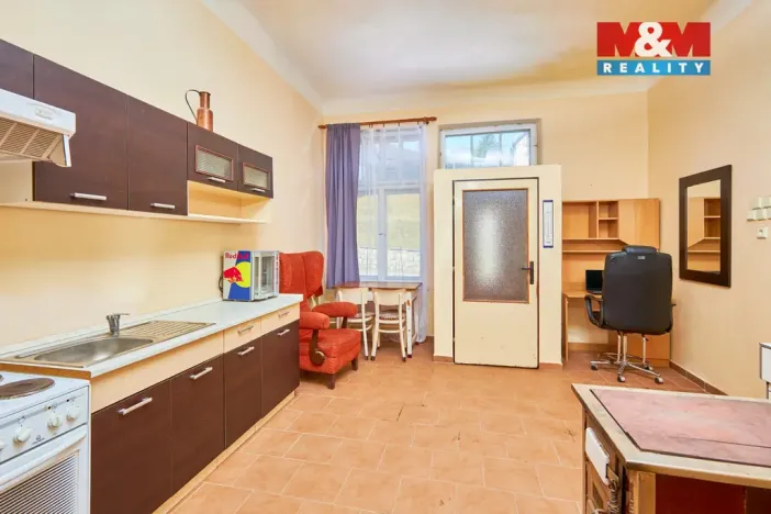 Prodej rodinného domu, Újezdec, 452 m2